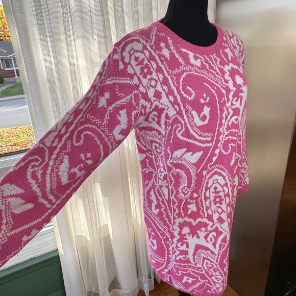 Vintage 1980s sweater, oversized long pink abstract top, Jordache, 10/12 (M/L) - Picture 5 of 8